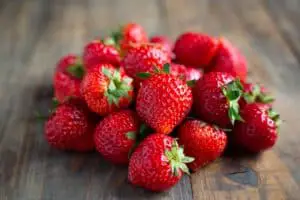 Wie viel Fructose enthalten Erdbeeren?