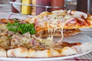 Pizza Schinken oder Pizza Salami - wie viel Fructose?